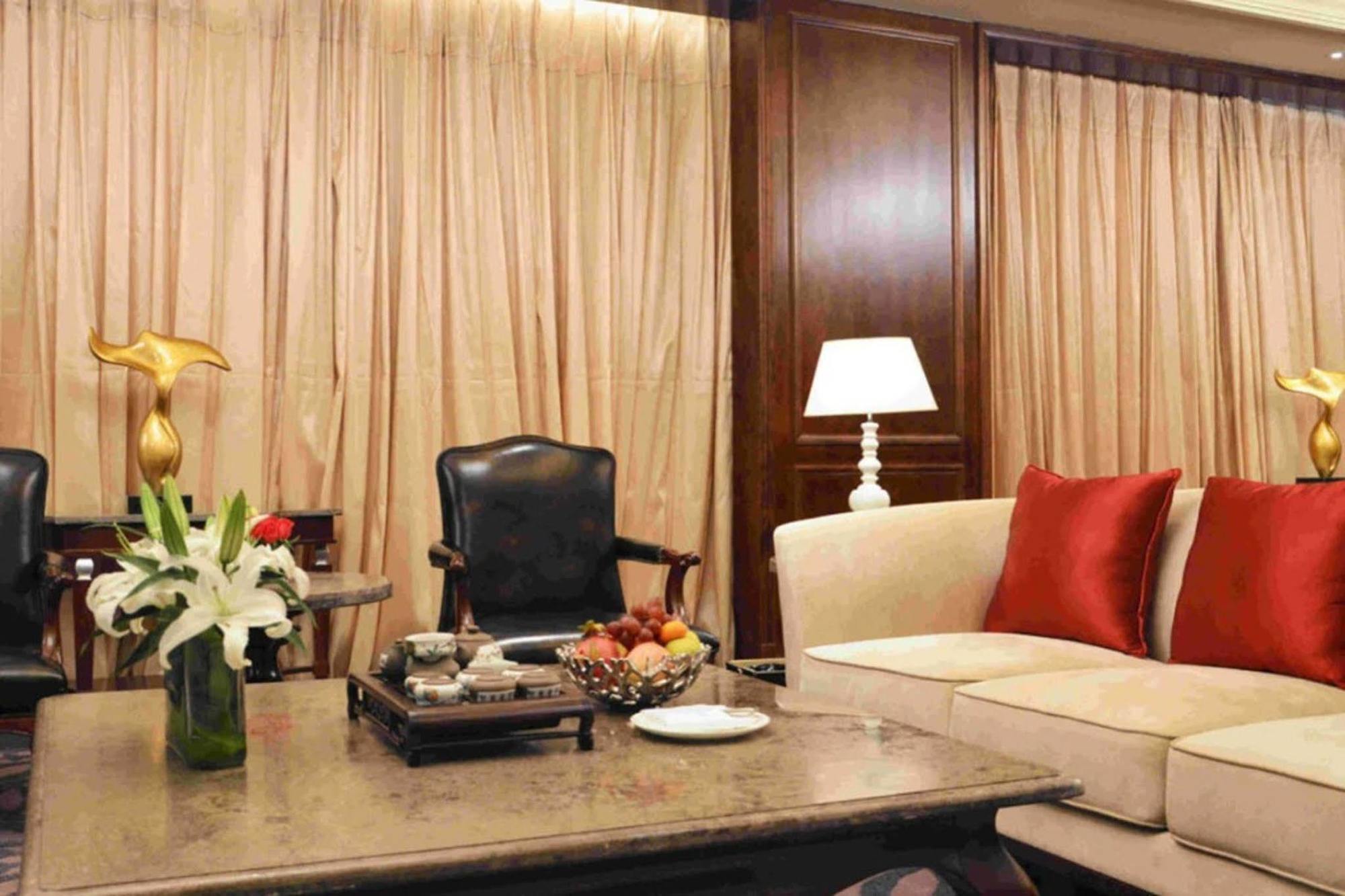 Luxury Blue Horizon Hotel Dongying Bagian luar foto